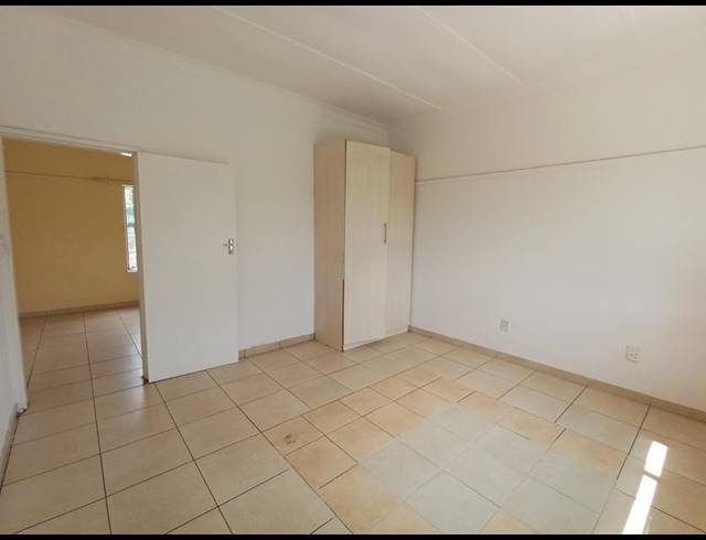 2 BEDROOM PROPERTY TO RENT IN GEZINA